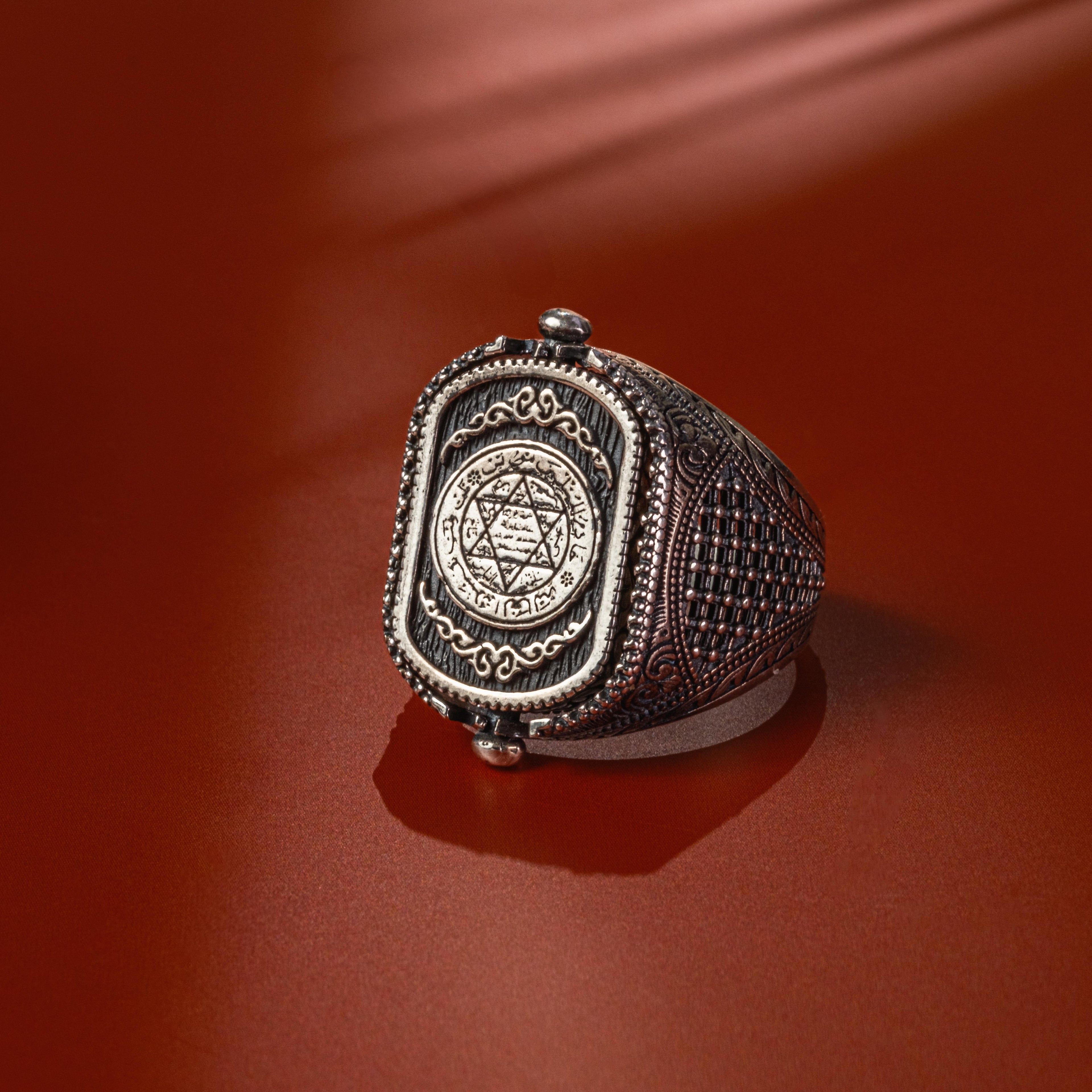 ☪ SÜLEYMAN A.S MÜHRÜ – DOĞALTAŞLI DÖNEBİLEN 925 AYAR GÜMÜŞ YÜZÜK ☪